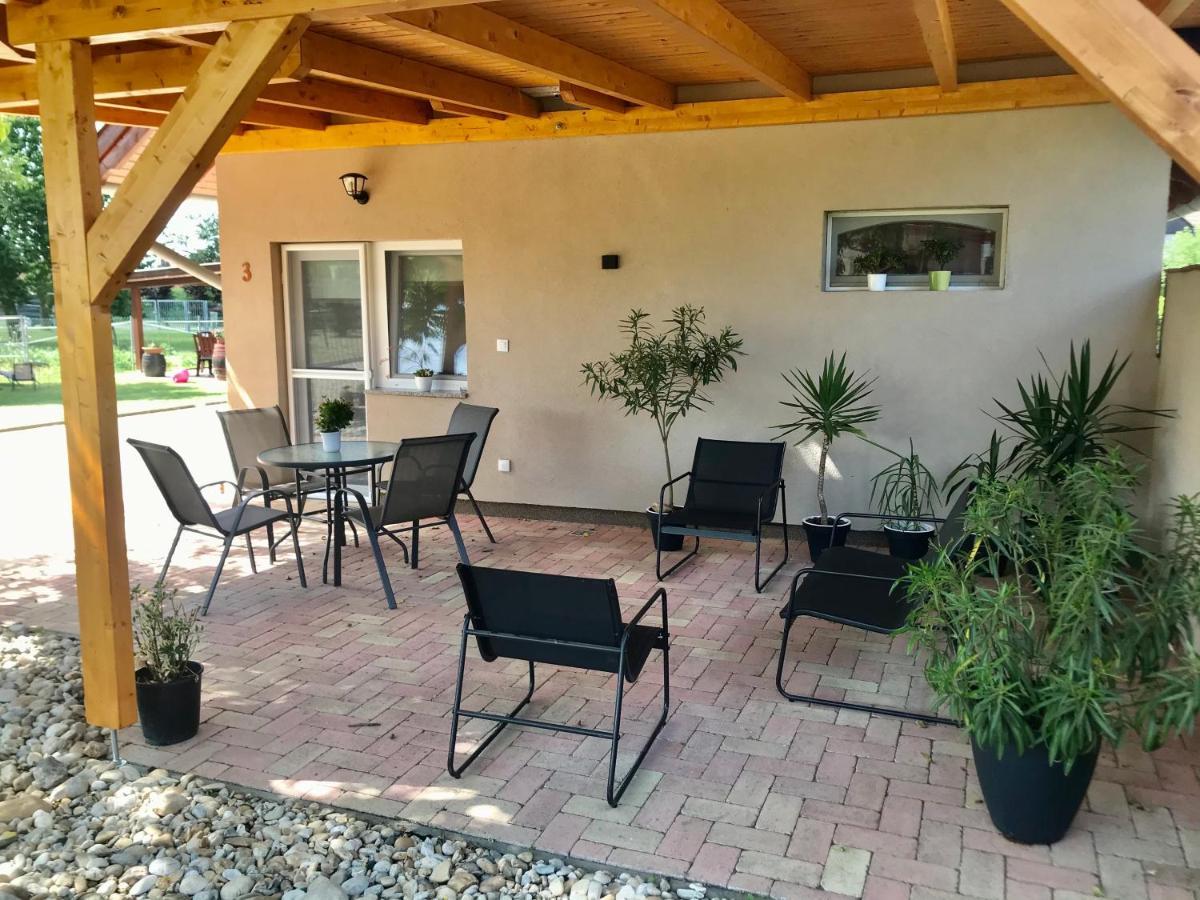 Léna Vendégház Balatonberény Extérieur photo