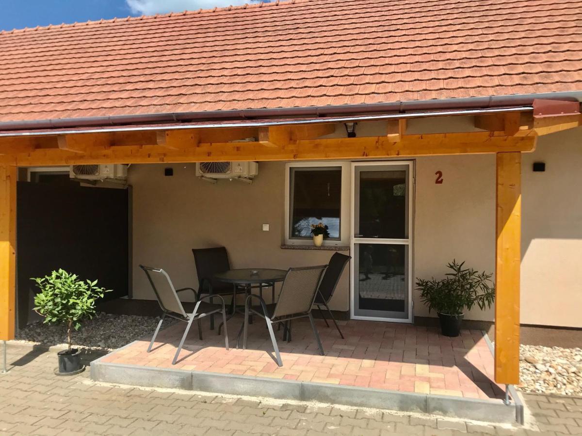 Léna Vendégház Balatonberény Extérieur photo